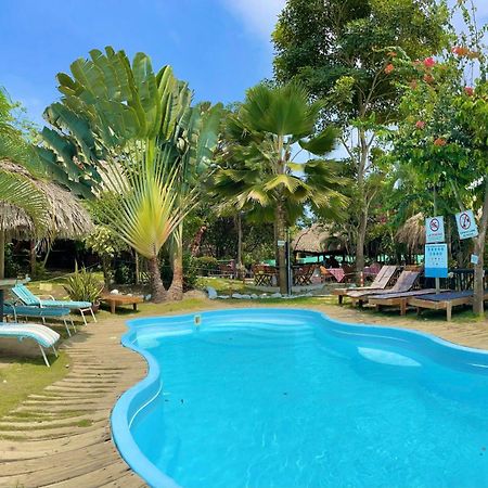 Bikini Hotel & Pool Palomino Bagian luar foto