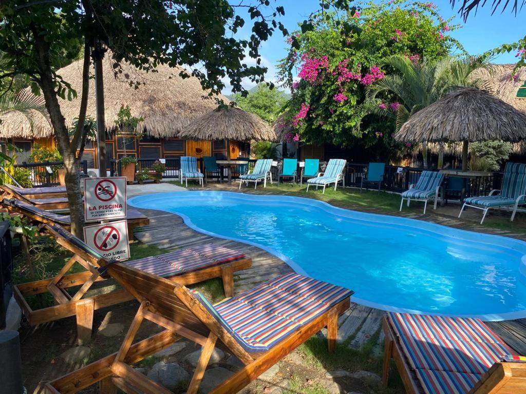 Bikini Hotel & Pool Palomino Bagian luar foto