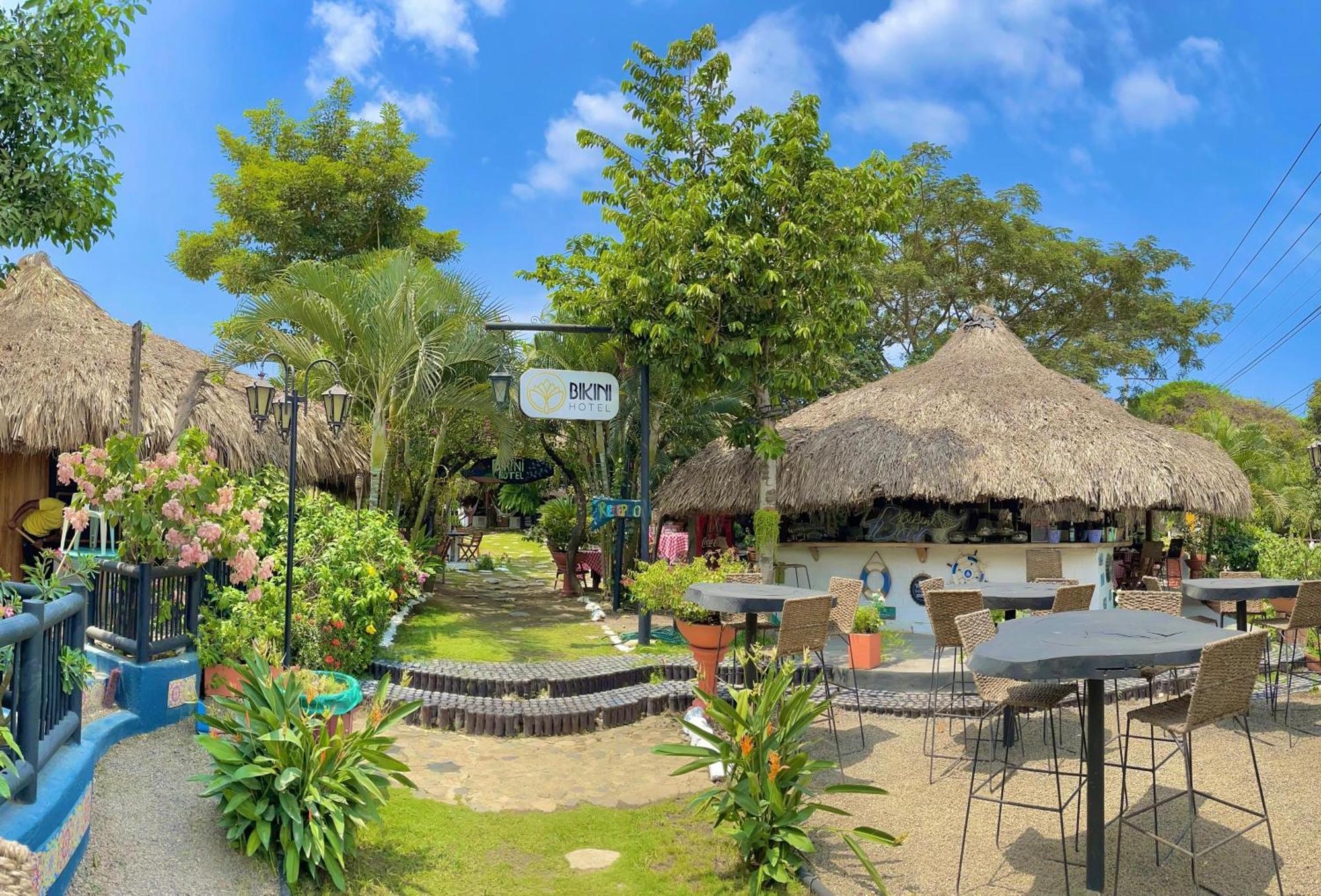 Bikini Hotel & Pool Palomino Bagian luar foto